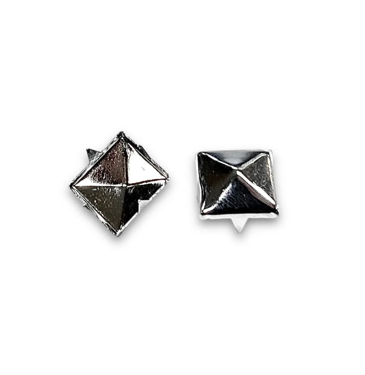 1/2" Silver Pyramid Studs (50-pack)