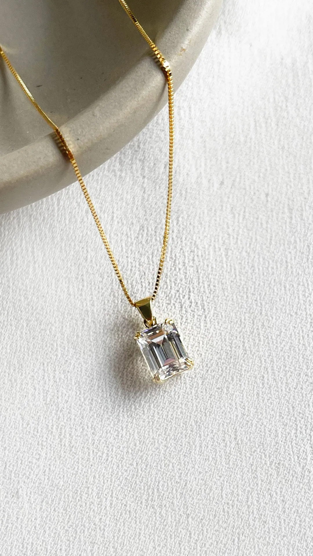 Fulton Pendant Yellow Gold