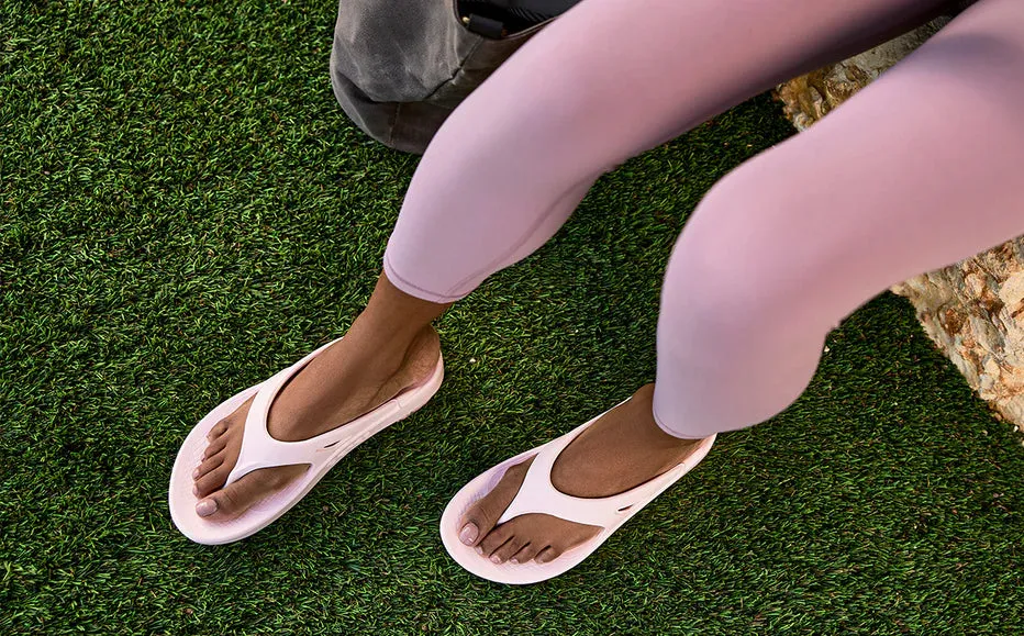 UNISEX OOFOS OORIGINAL SANDAL | BLUSH